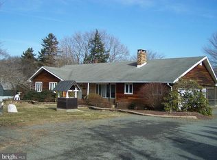 215 Windsor Rd, Robbinsville, NJ 08691