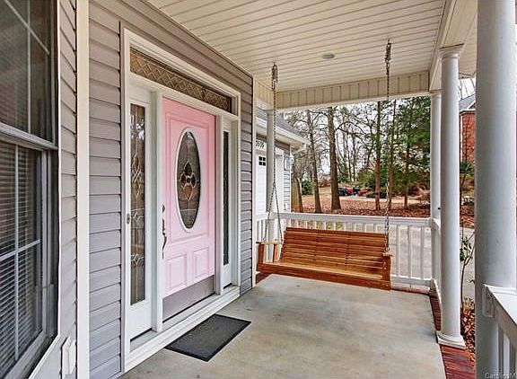 5th image of 3535 Cambridge Pl