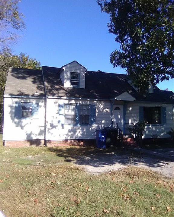 1st image of 715 Wilcox Ln