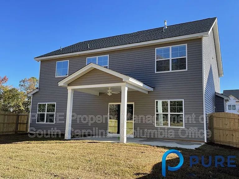 1433 Tamarind Ln — Photo 3