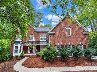 2420 Runnymede Ln, Charlotte, NC 28209