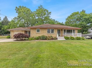 7781 Hickory Ave, Jenison, MI 49428
