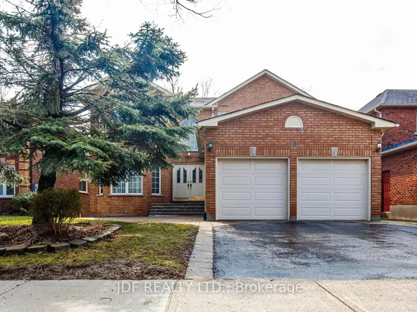 24 Whalen Ct, Richmond Hill, ON L4C 9T4