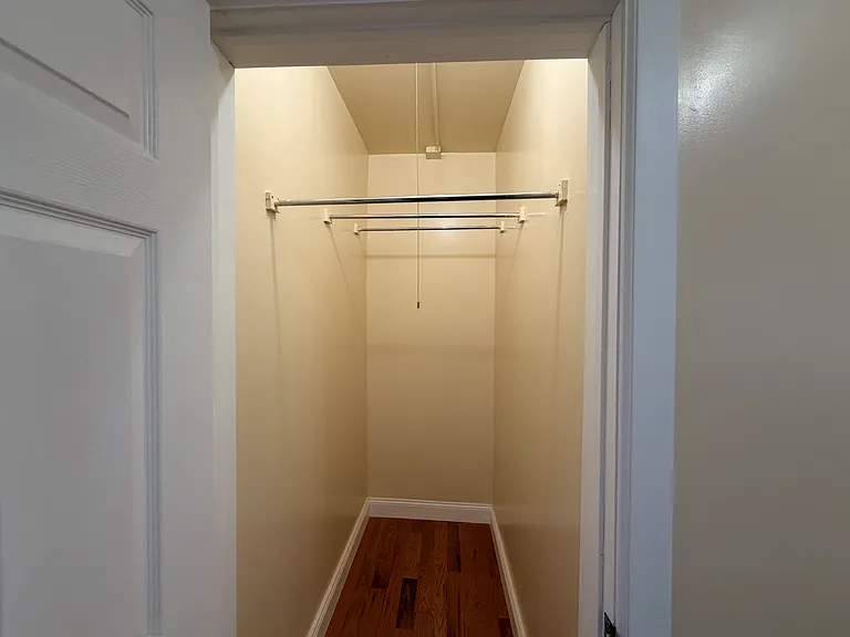 1965 Hobart Ave #2 — Photo 8