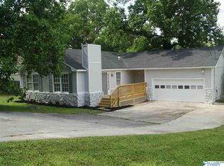 4702 Ardmore Dr NW, Huntsville, AL 35816