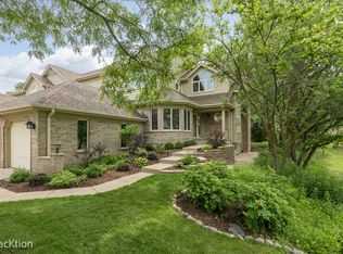 2325 Durand Dr, Downers Grove, IL 60515