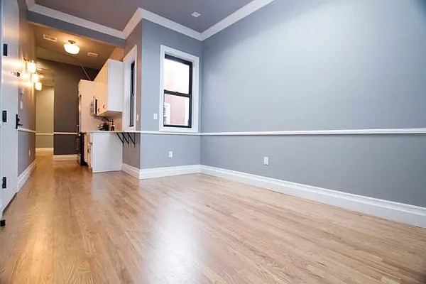 Rented by Brooklyn Group | media 17