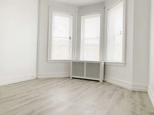 Rented by Compass | media 11