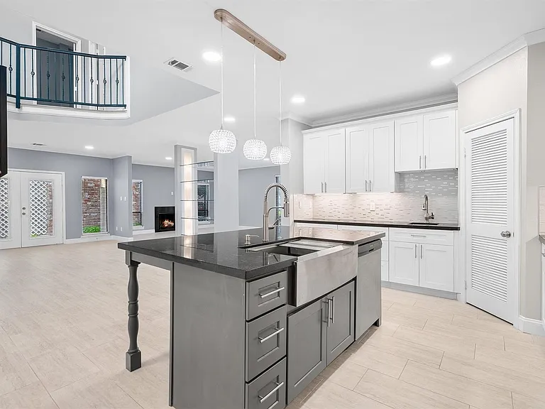 1032 Townplace St — Photo 13