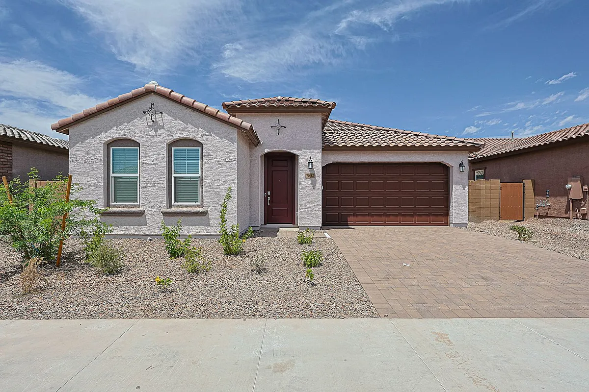 Building Photo - 7832 W Hide Trl