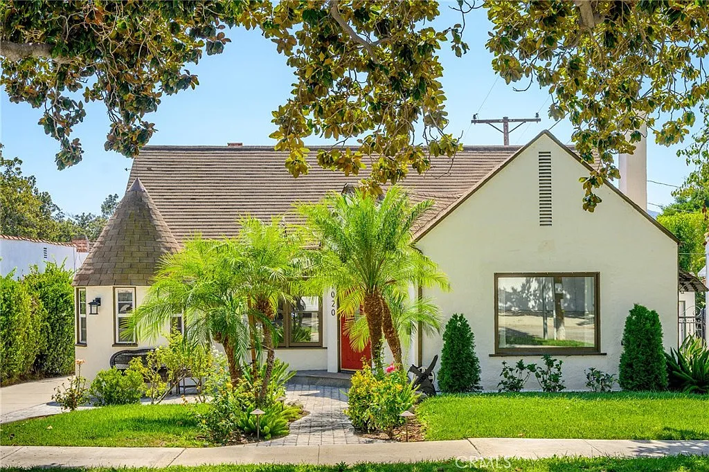 3 bed, 1678 sqft, $6,000 — Photo 1