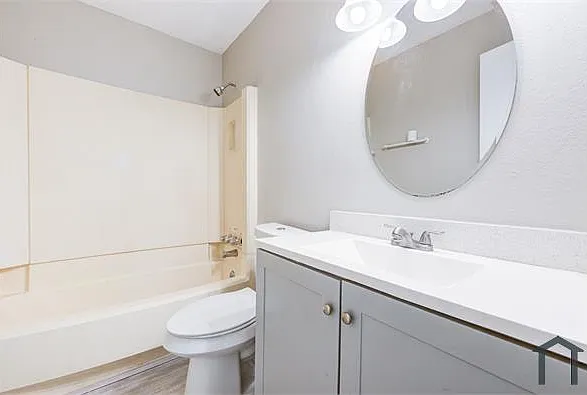 15902 Timber Valley Dr — Photo 10