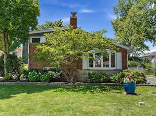 8828 Olcott Ave, Morton Grove, IL 60053