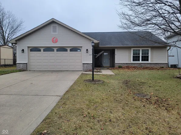 7657 Scatter Woods Ln, Indianapolis, IN 46239