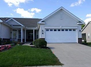 1250 Meadow Vista Dr, Maineville, OH 45039