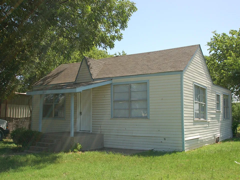 3041 Marquita Dr