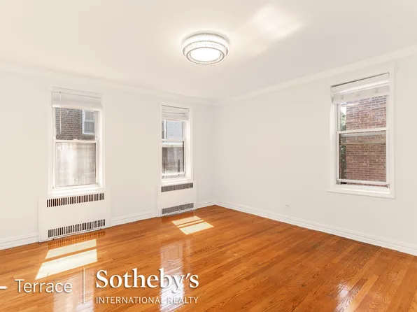 114-20 Queens Boulevard image 11 of 21