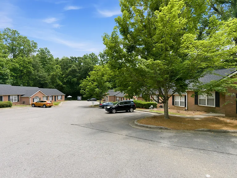 320 Shoal Creek Rd #101 — Photo 27