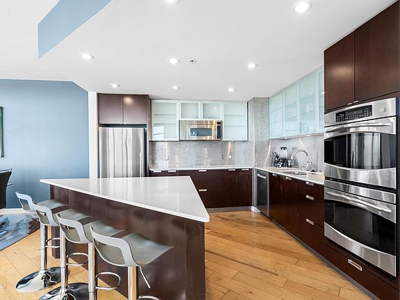4th image of 1441 9th Ave Unit 2401