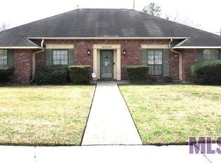 10304 Hackberry Ct, Baton Rouge, LA 70809