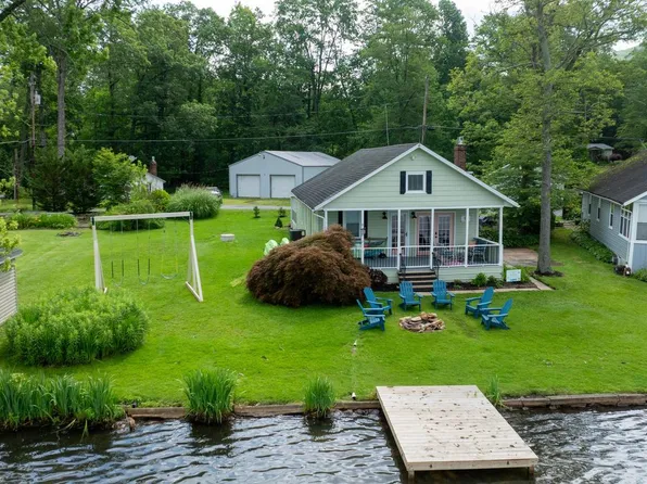49 King Fisher Dr, Ashland, PA 17921