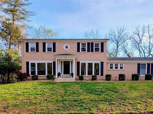 13140 Greenbough Dr, Saint Louis, MO 63146