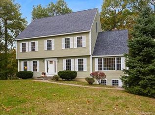 60 Uptack Rd, Groveland, MA 01834