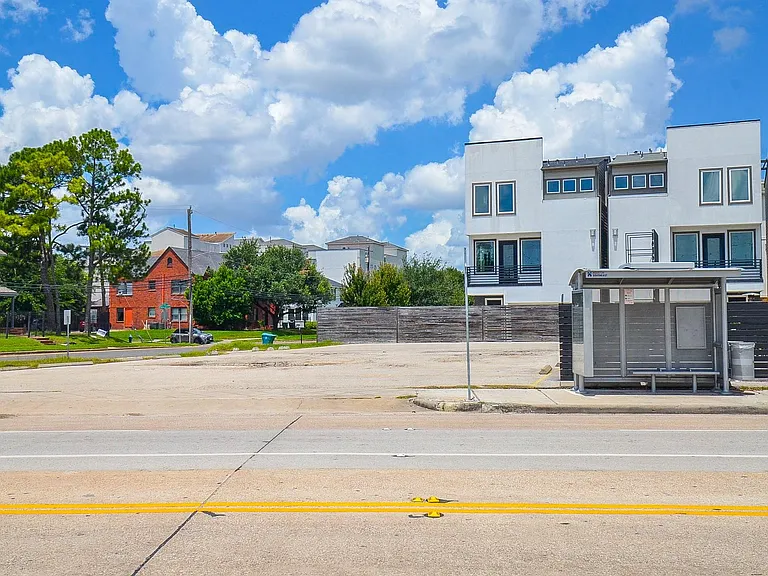 4708 Crawford St — Photo 22