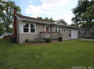5 E Maple St, New Baden, IL 62265