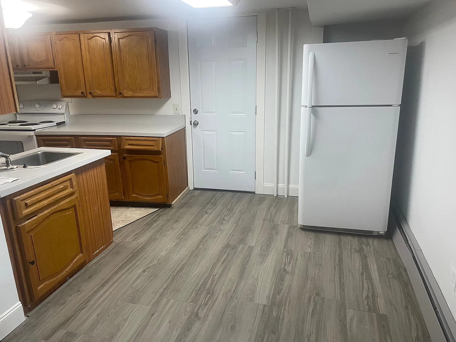 2 bed, 1.5 bath, 1000 sqft, $2,050 — Photo 4
