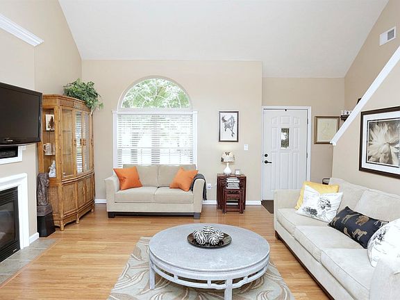4th image of 1816 Courtney Ave