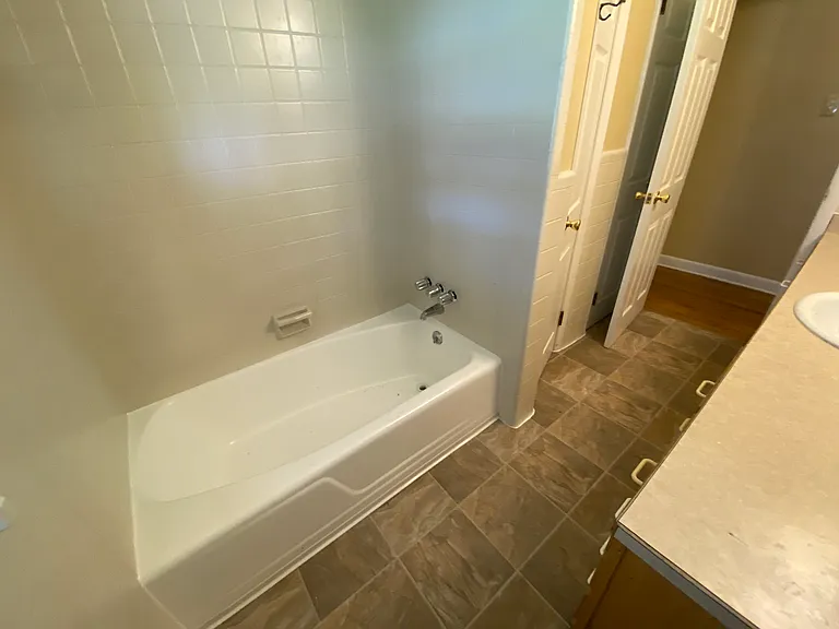 109 Caran Rd — Photo 20