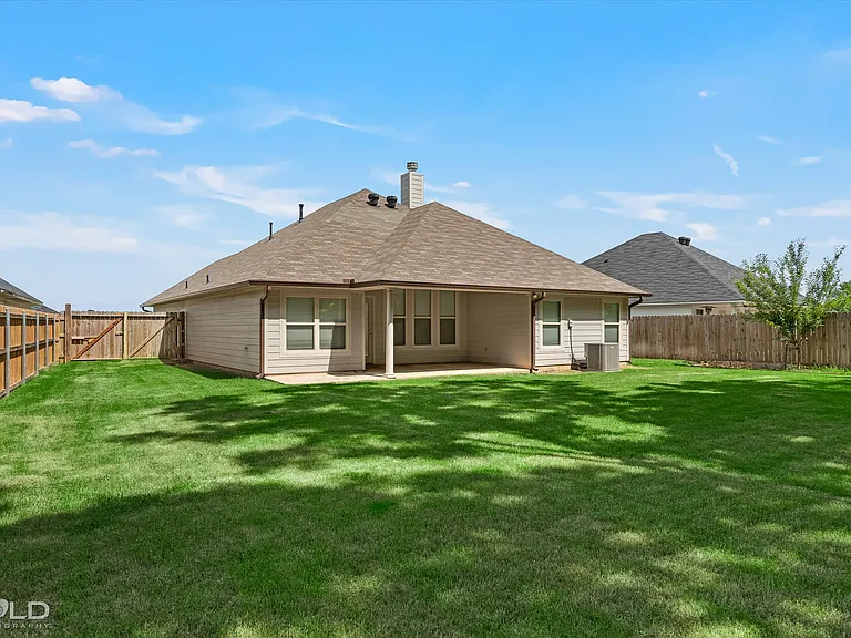 3351 Grand Lake Dr — Photo 32