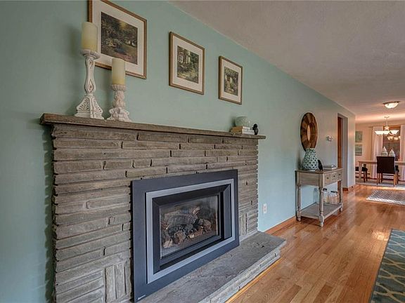 5th image of 5746 N Burdick St