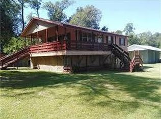 61 Hooker Ln, Shepherd, TX 77371