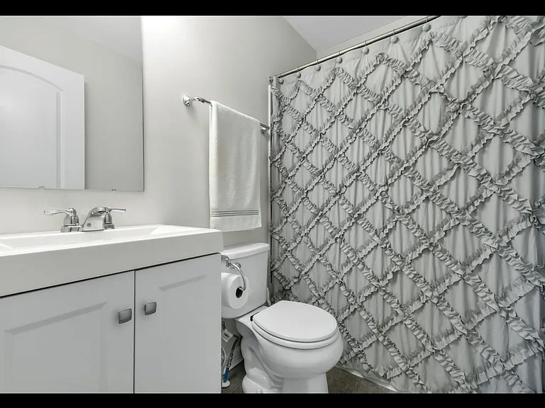 389 Laurel Creek St — Photo 27
