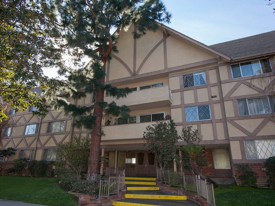 1st image of 600 W Stocker St APT 312A