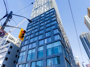 101 Peter St #1401, Toronto, ON M5V0G6
