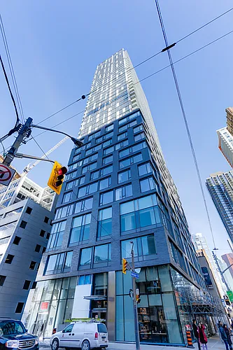 101 Peter St #1401 Photo 1
