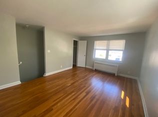 308 60th St APT B1, West New York, NJ 07093
