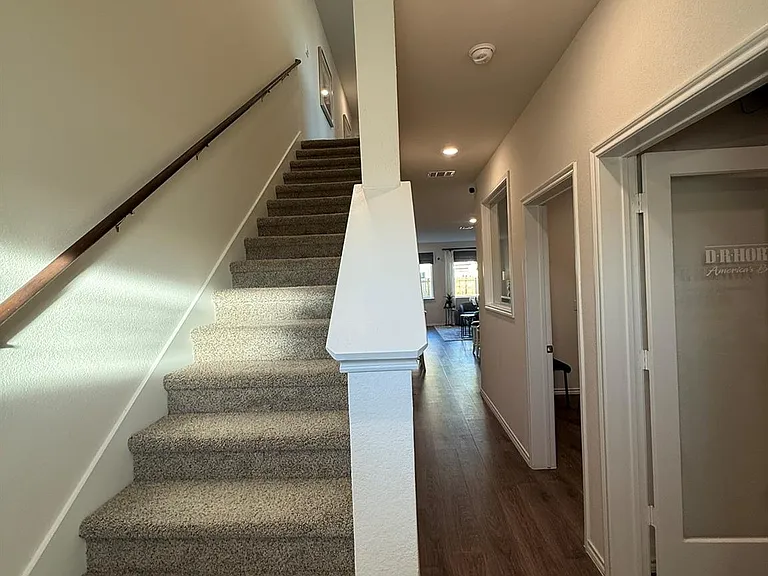 317 Clematis St — Photo 4