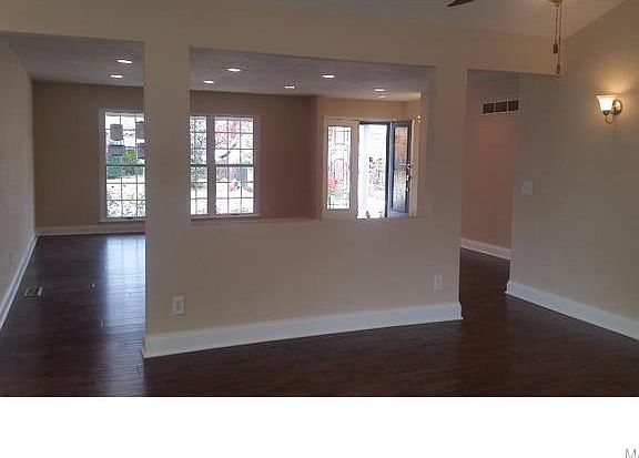 4th image of 5422 Alnwick Dr