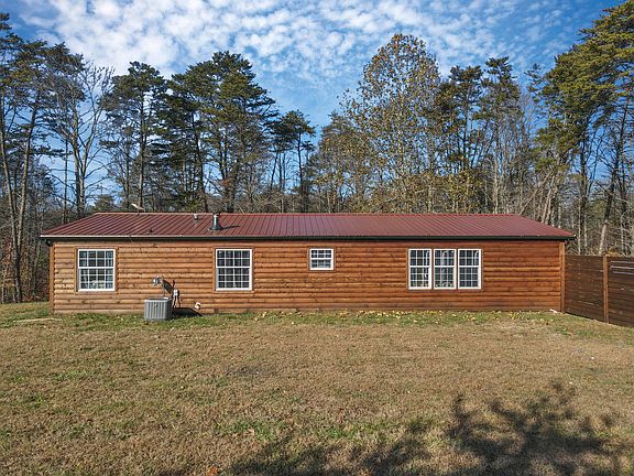 4th image of 18670 Griffith Rd