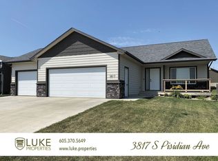 3817 S Pisidian Ave, Sioux Falls, SD 57110