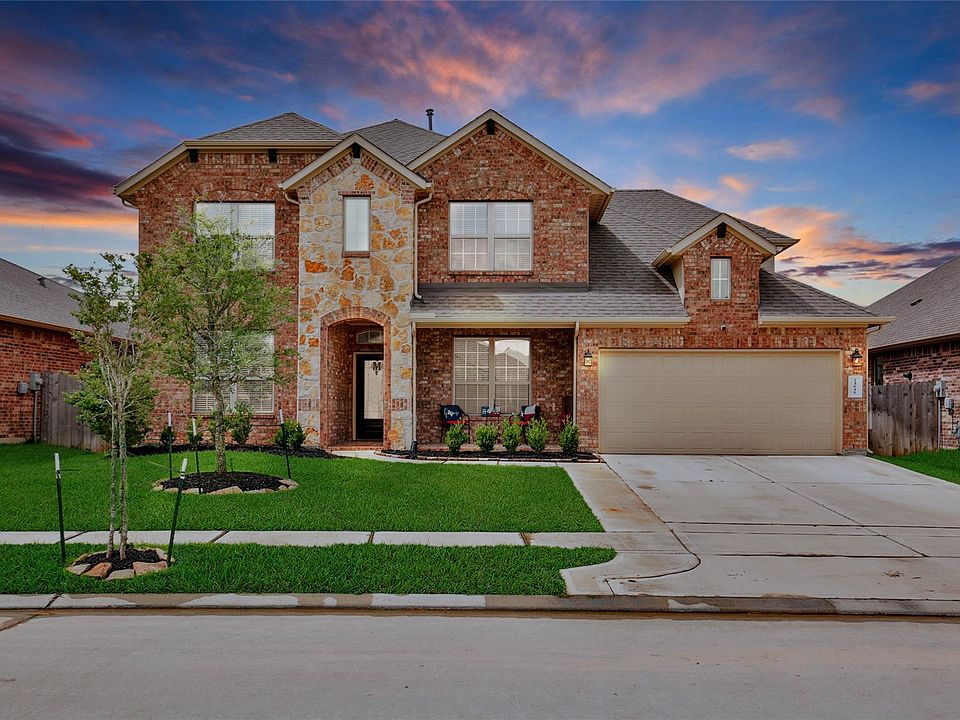 1st image of 23535 Mantova River Dr