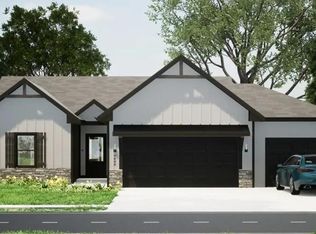 2622 SW Farm Field Rd, Lees Summit, MO 64082