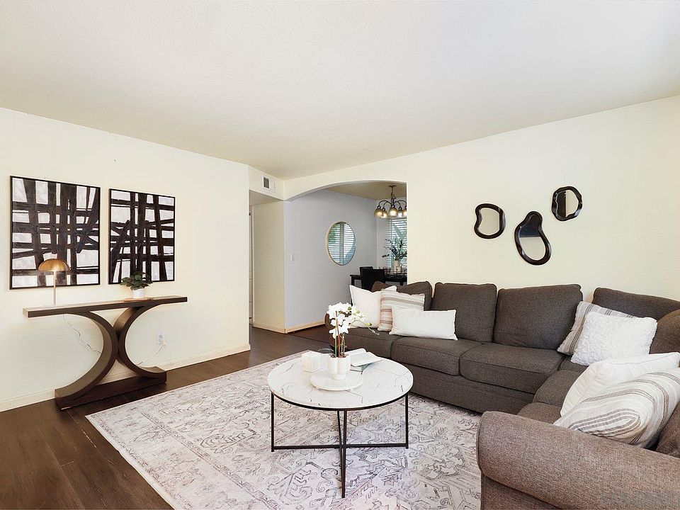 1st image of 4455 Home Ave Unit 4