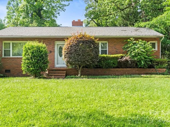 1315 Cortland Rd E, Charlotte, NC 28209