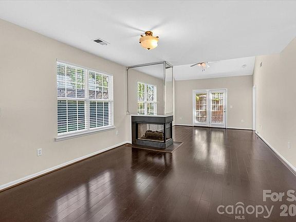 5th image of 8935 Houston Ridge Rd