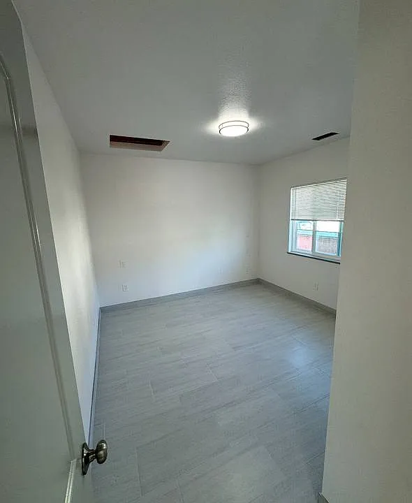 113 Harriet Ave